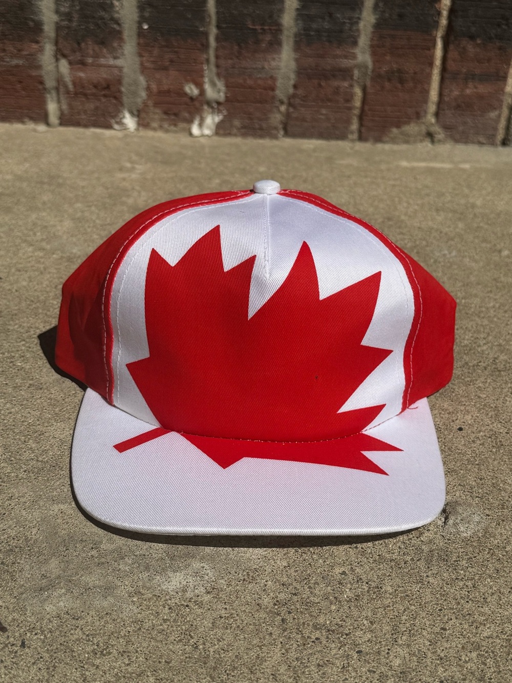 Vintage Canada Flag Snapback / 90s / AJM Headwear